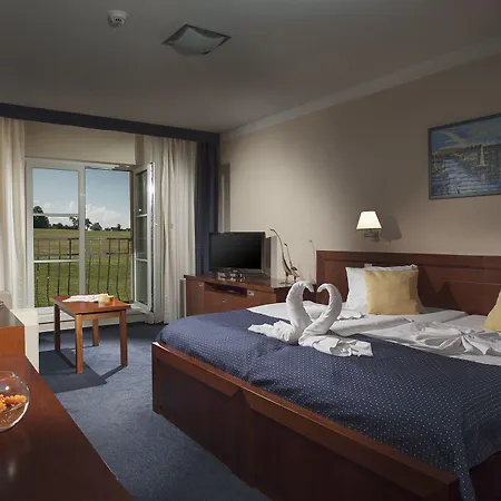 Francis Palace 4*