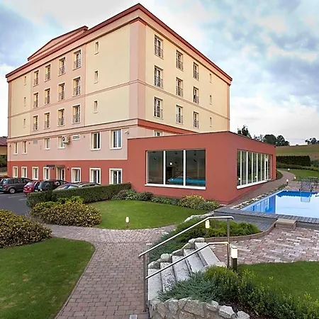 Francis Palace Hotel