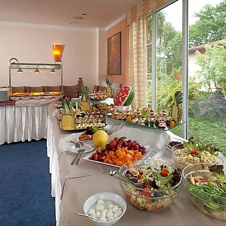 Francis Palace Hotel 4*