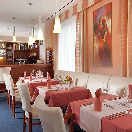Otel Francis Palace 4*