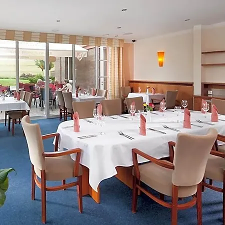Francis Palace 4*