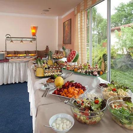 Otel Francis Palace