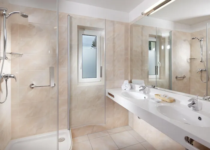 Francis Palace 4*