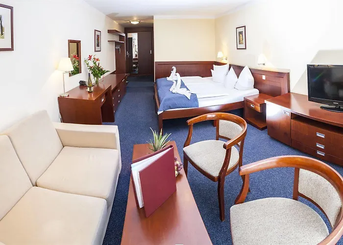 Francis Palace 4*